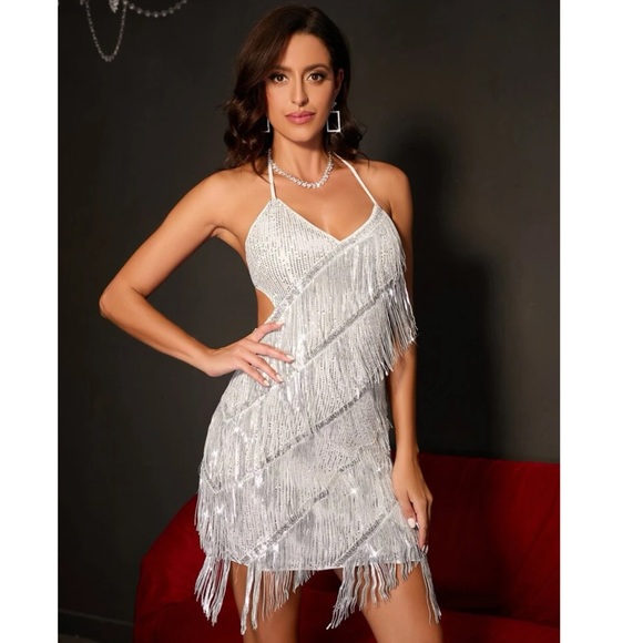 Fringe Trim Bodycon Dress 🍾 - Picture 5 of 6